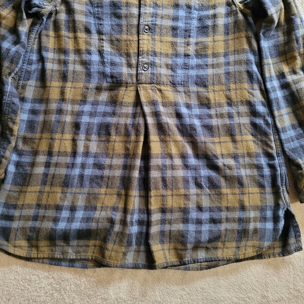 Aritzia Golden by TNA oversized plaid flannel shirt size small - Picture 5 of 13